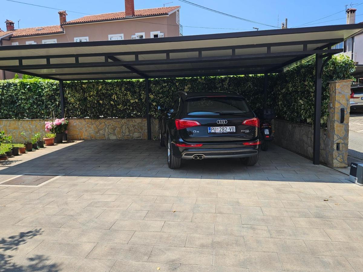 Apartments Denis & Lucija Rovinj Exterior photo