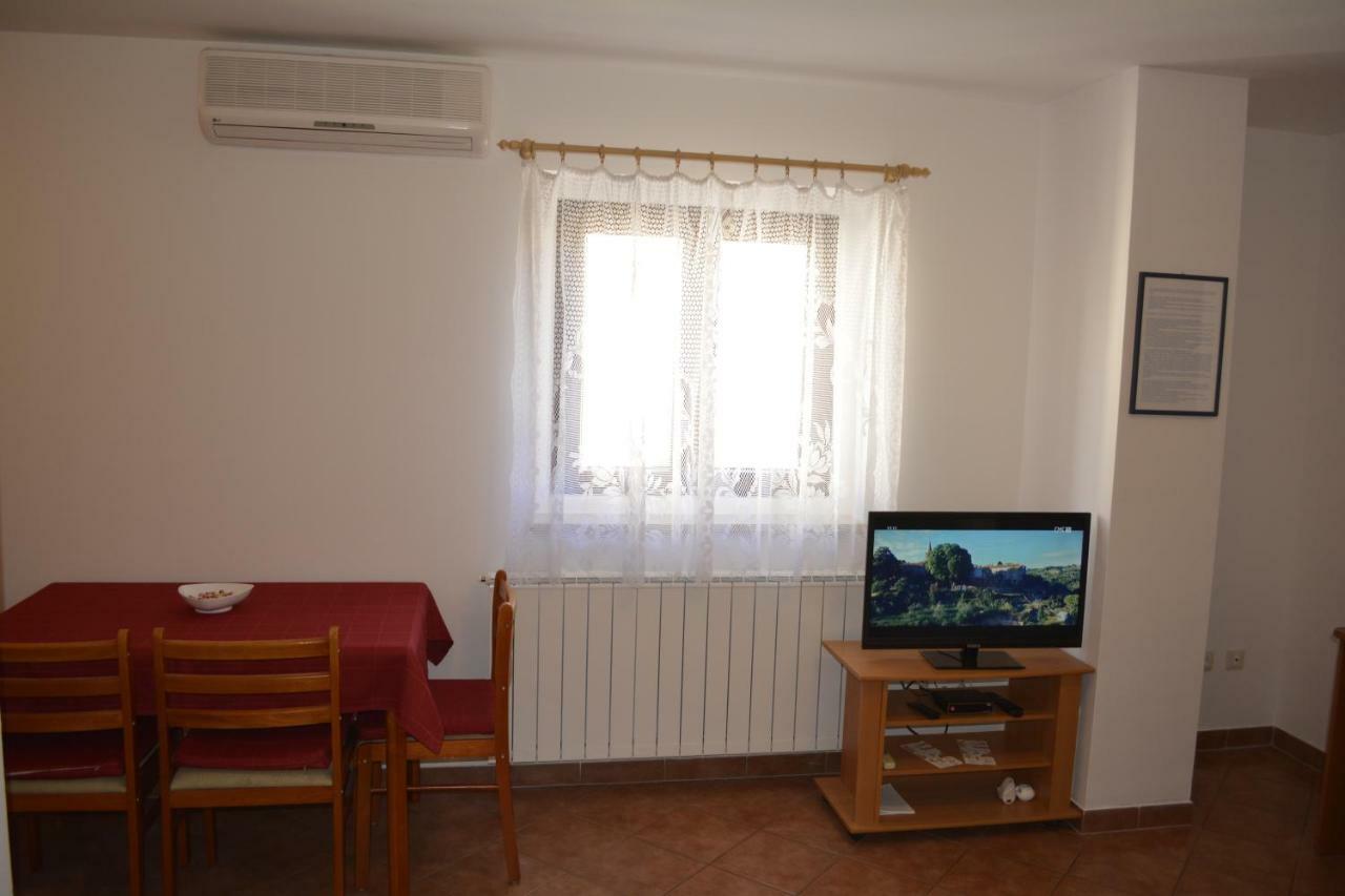 Apartments Denis & Lucija Rovinj Exterior photo
